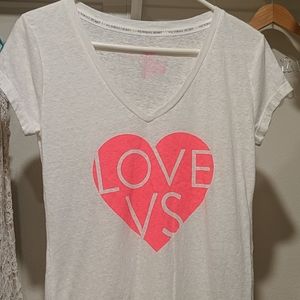 VS White V-Neck tee